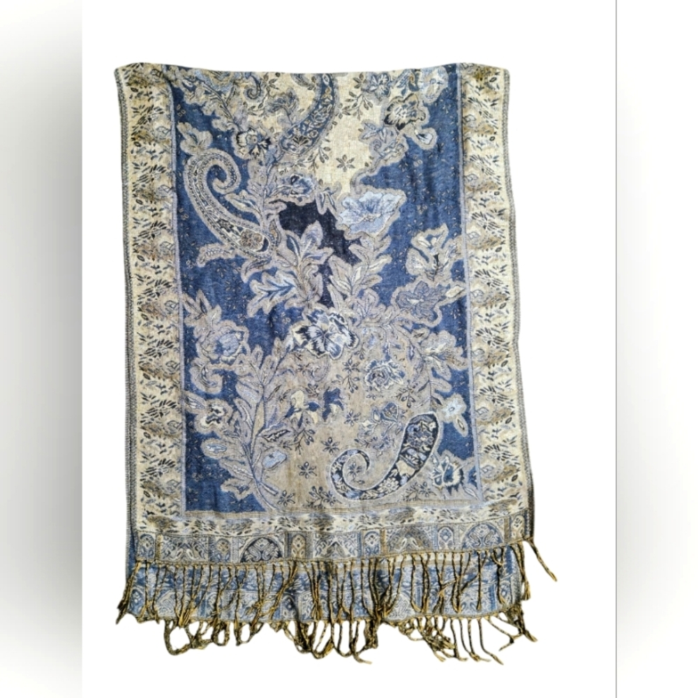 ELEGANT Extra Long Shawl Scarf - Picture 4 of 5